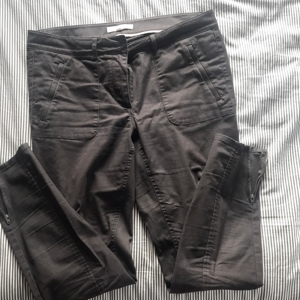 Women’s skinny ankle zip pant